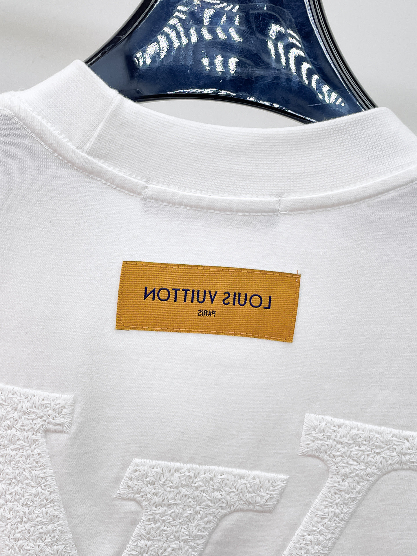short sleeves
